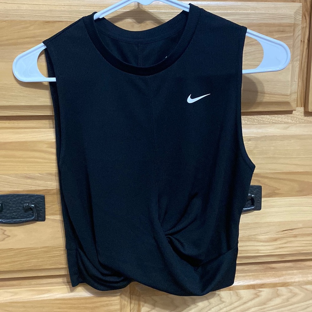 Women’s Nike Dri-fit workout tank